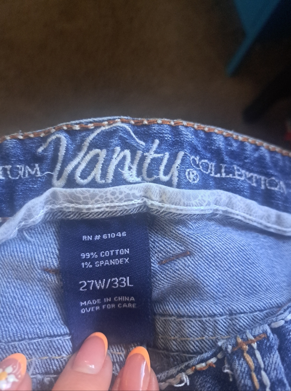 Vanity Jeans - Picture 3 of 6